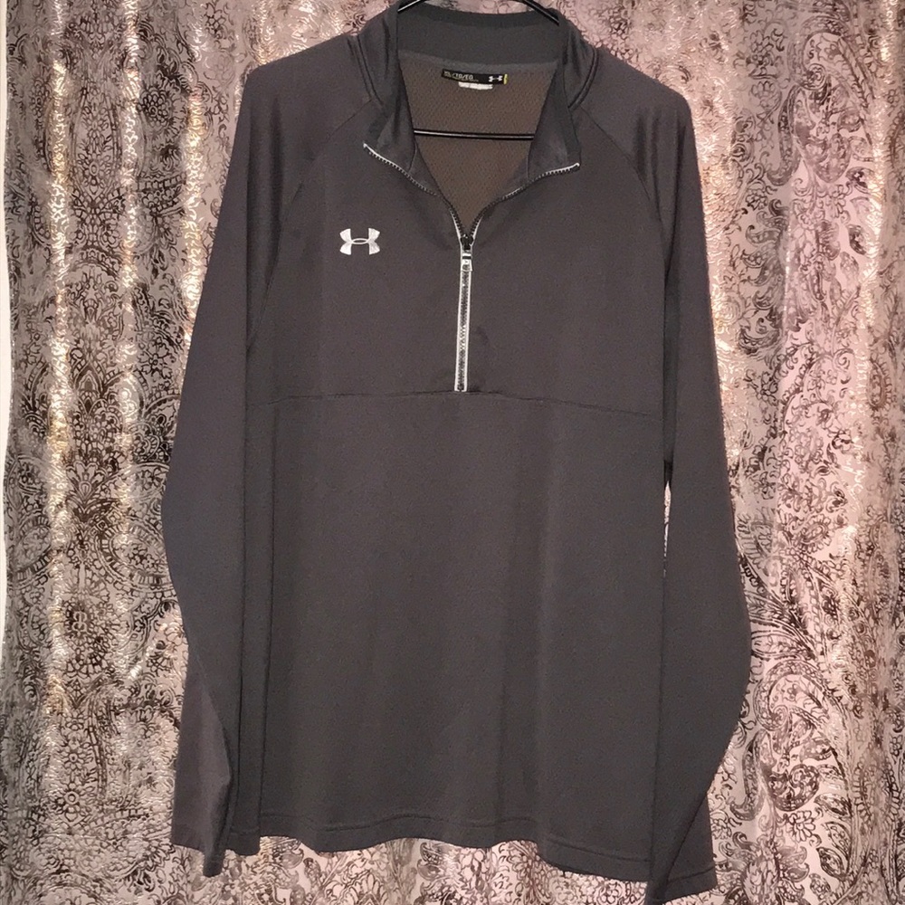 Under Armour 1/2 zip lightweight pullover